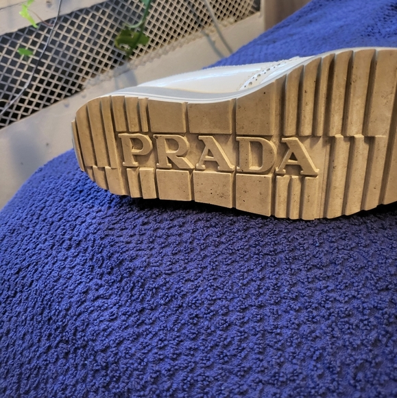 Prada platform white Oxford shoes authentic . Used once - Picture 3 of 4
